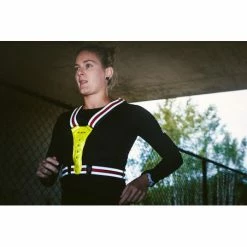 WOWOW Harnais 4 Leds Blanche+4 Leds Rouges Rechargeable Par USB 9 WOWOW Harnais 4 Leds Blanche+4 Leds Rouges Rechargeable Par USB -Onemile Soldes harnais 4 leds blanche4 leds rouges rechargeable par usb 2